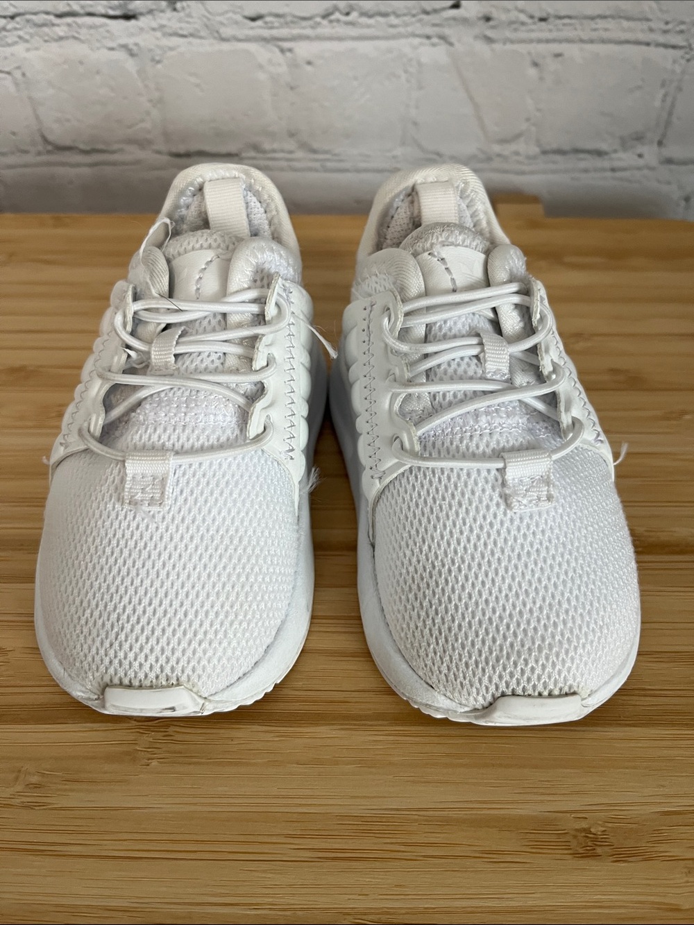 Adidas Toddler White Mesh Sneakers Size 4